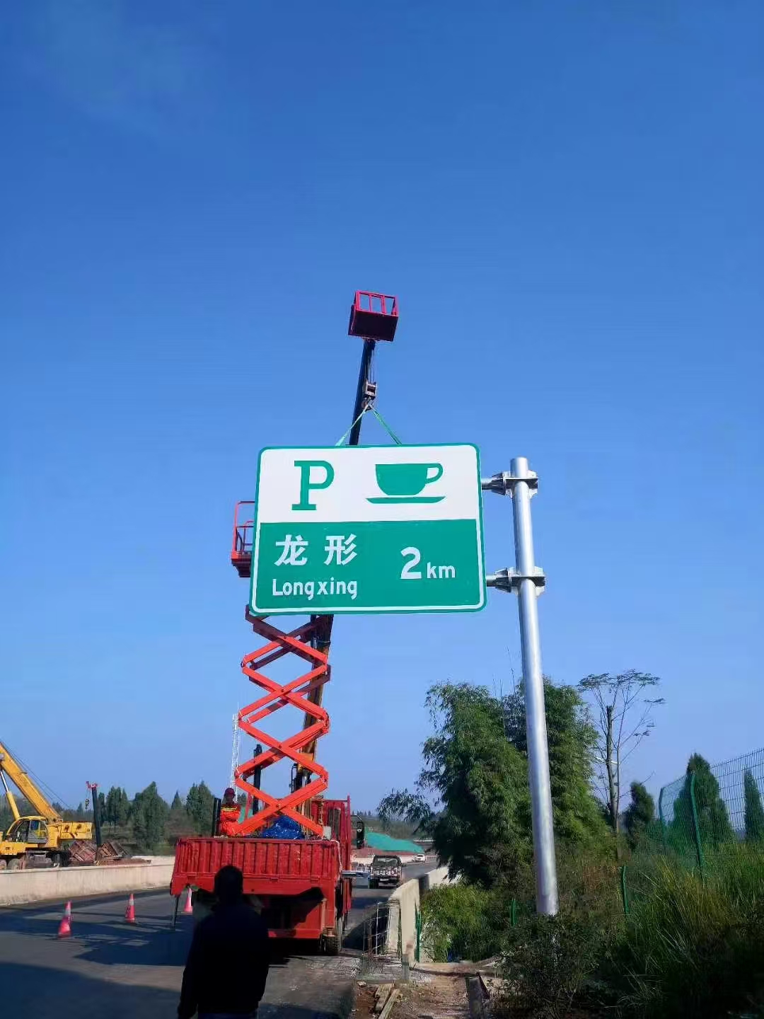 石家庄市交通标志杆指路牌 - 厂家